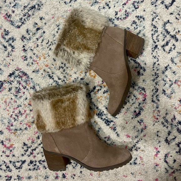 AEROSOLES Shoes - Aerosoles faux fur ankle boots